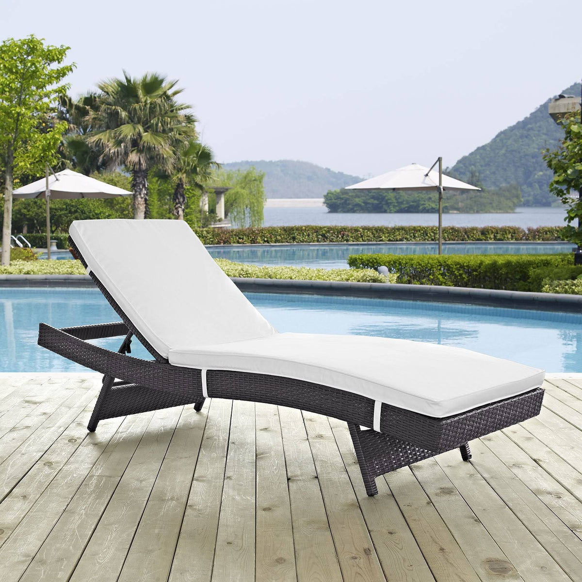 Brown Outdoor Patio Chaise D239