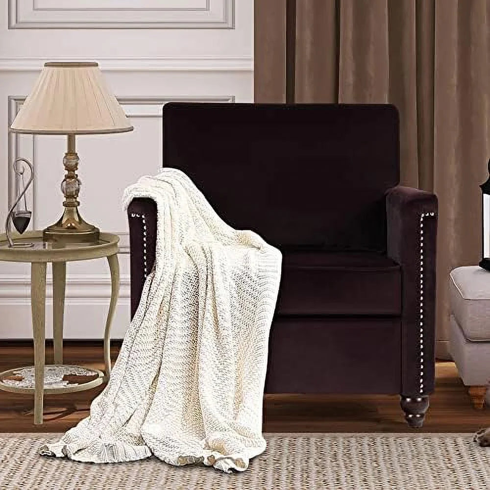 Upholstered Linen Accent Chair Q16713
