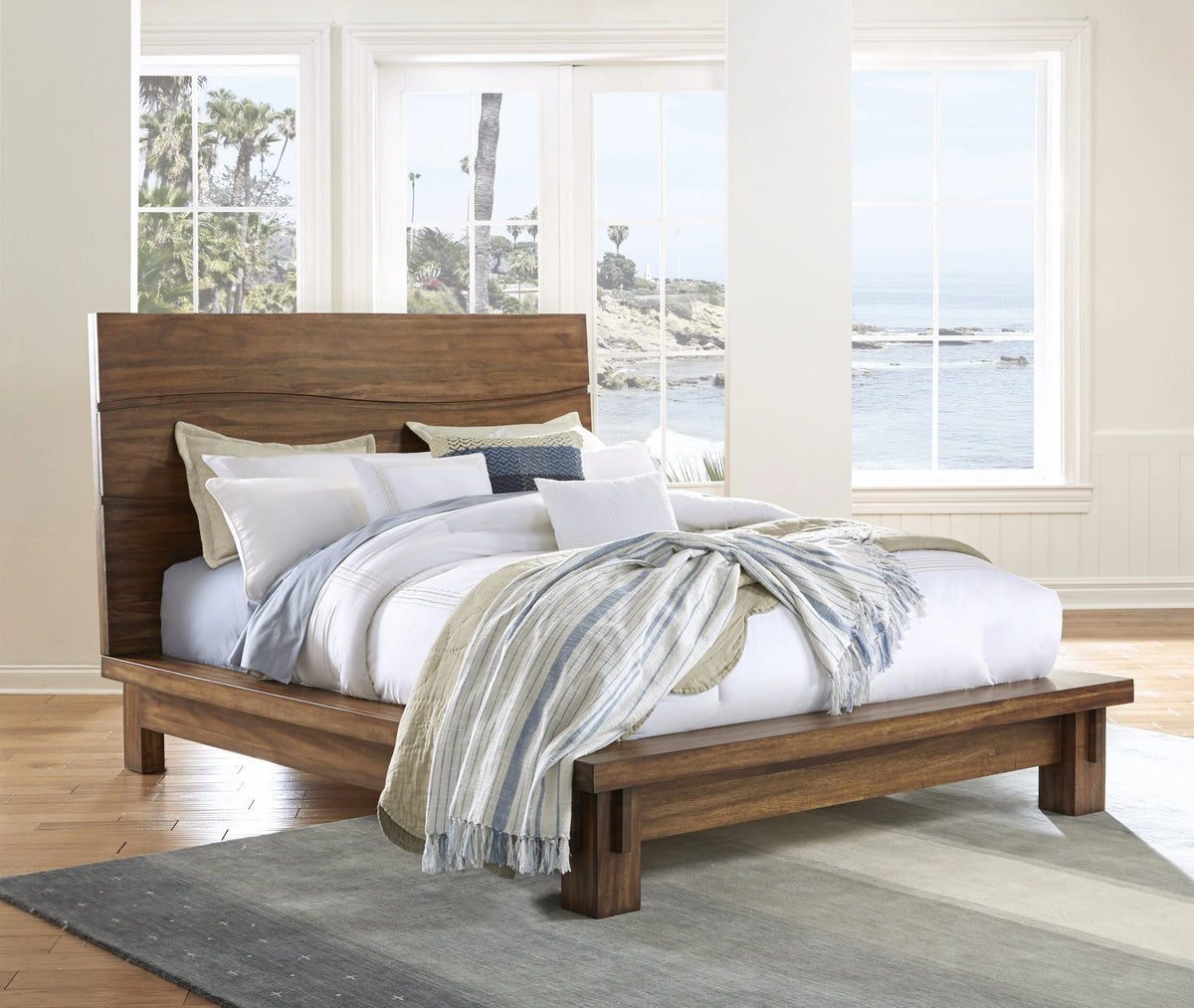 Full Platform Bed in Natural Wood H27188