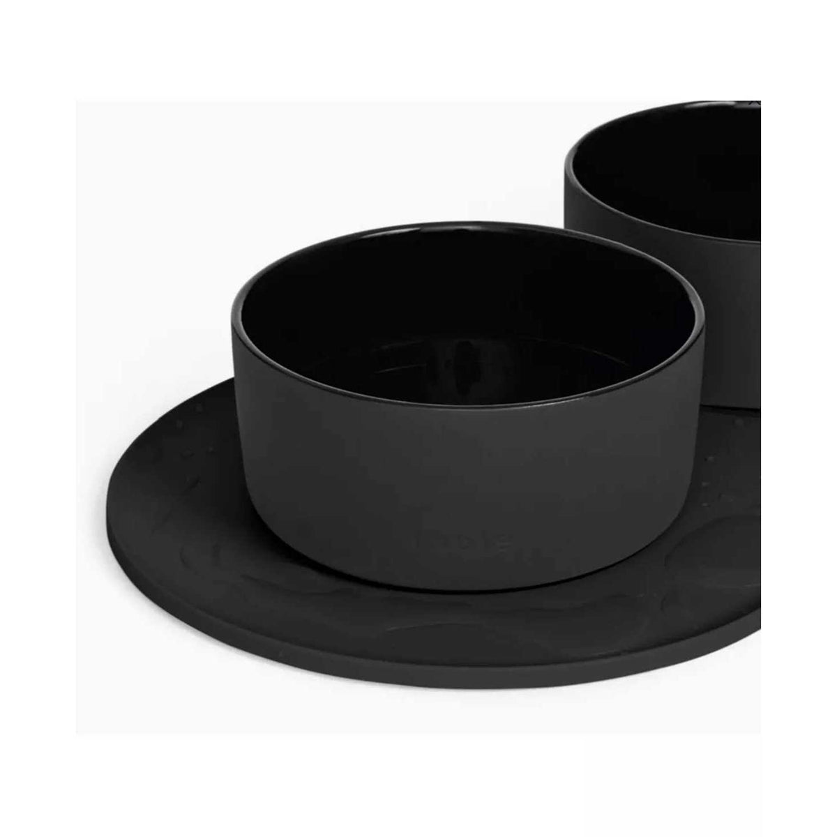 Dog Bowl Mat R886