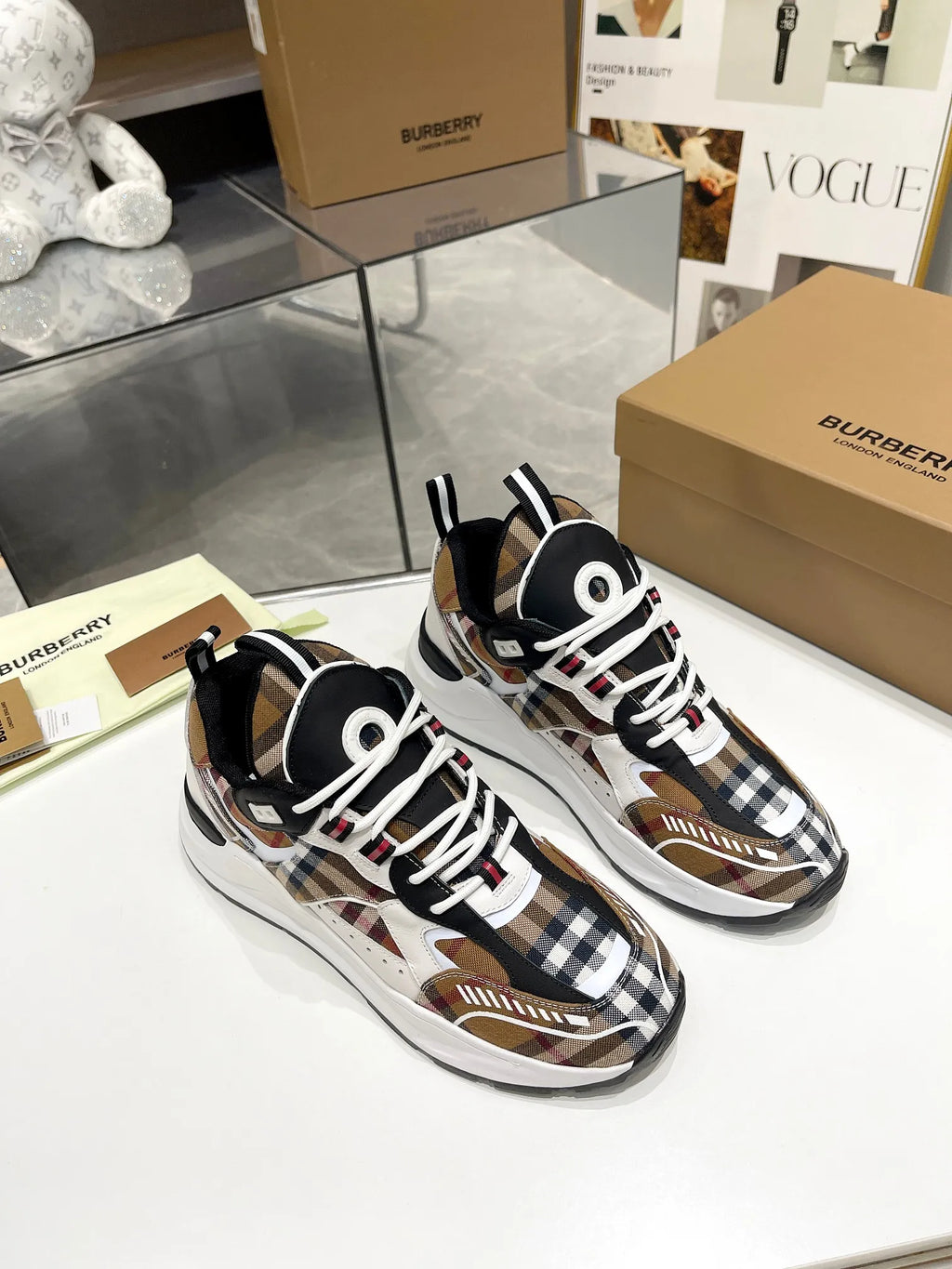 Sneakers Y7304