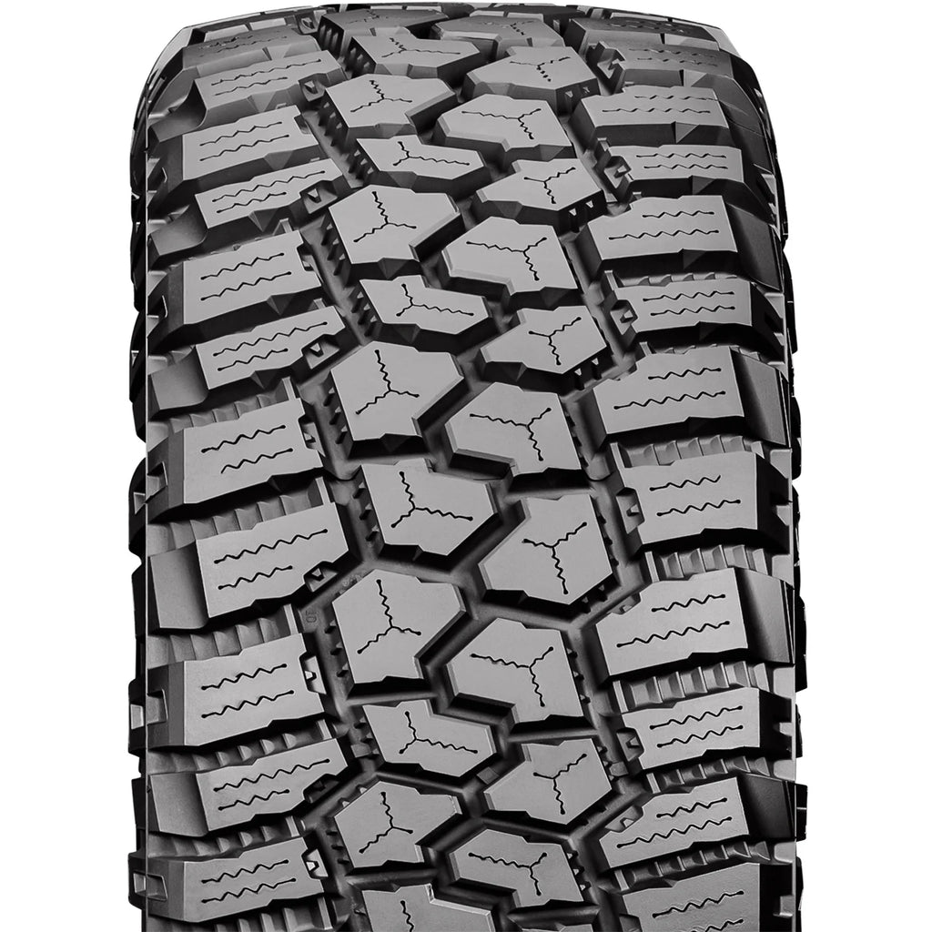 Set of 4 Rugged Terrain Tires M882