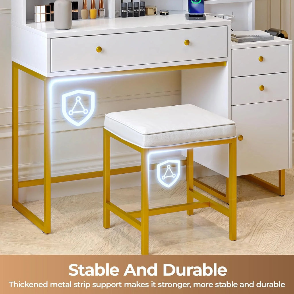 Vanity Set with Lighted Mirror and Stool L11715