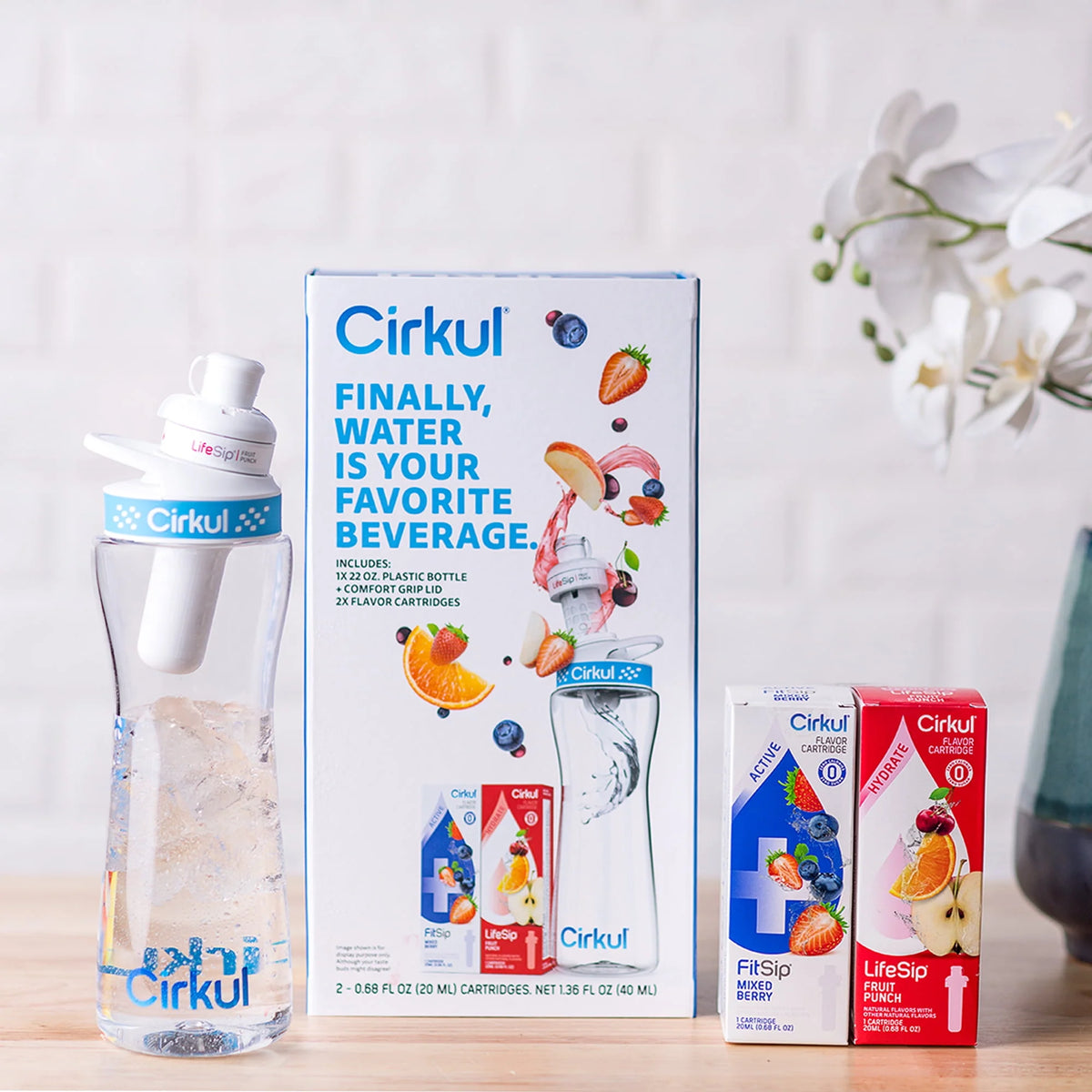 22oz Plastic Water Bottle Starter Kit with Blue Lid and 2 Flavor Cartridges K892566