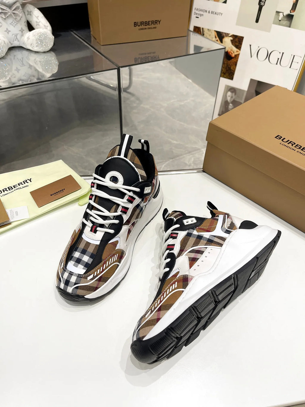Sneakers Y7304