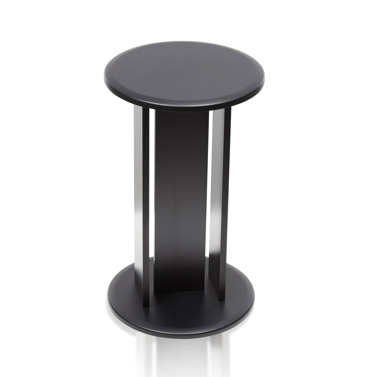 Black Fish and Aquarium Stand D219