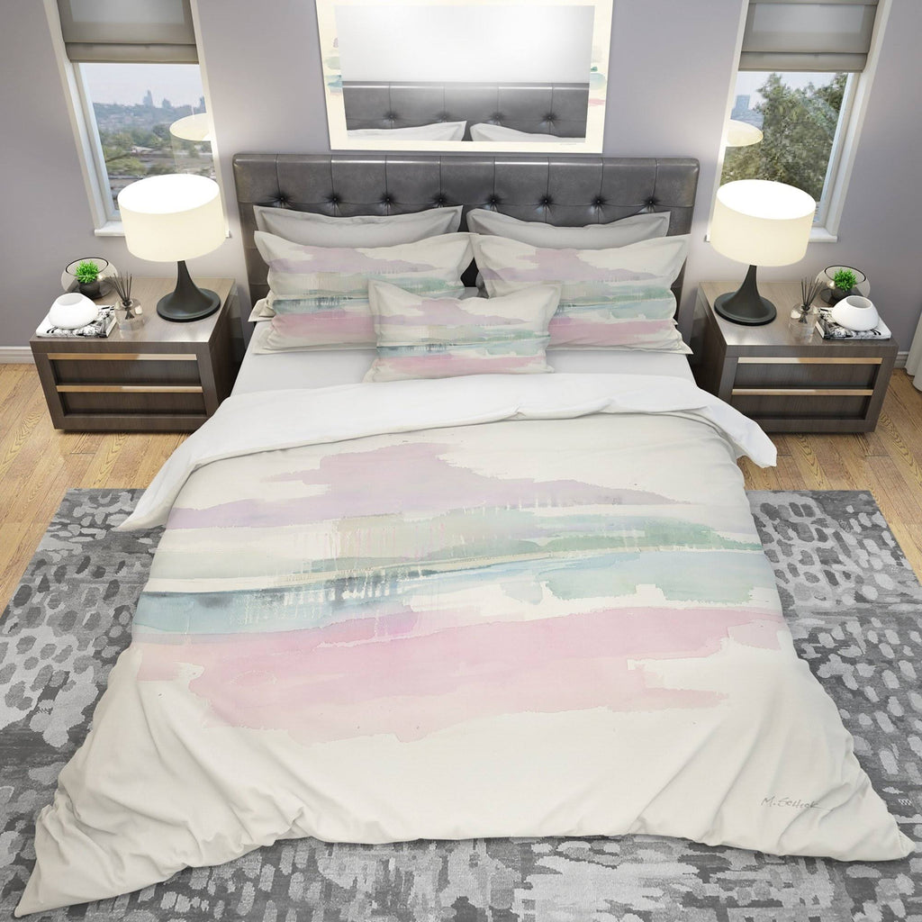 King Geometric Bedding Set with 2 King Shams Q6679