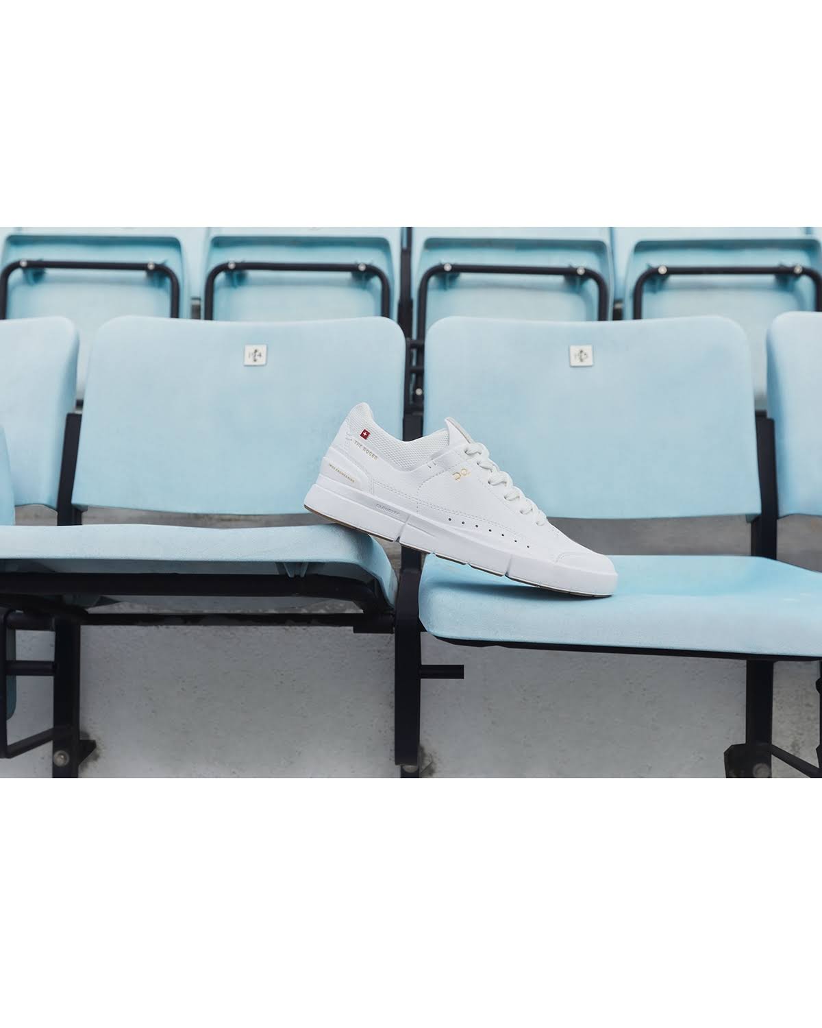 Centre Court Shoes E25179
