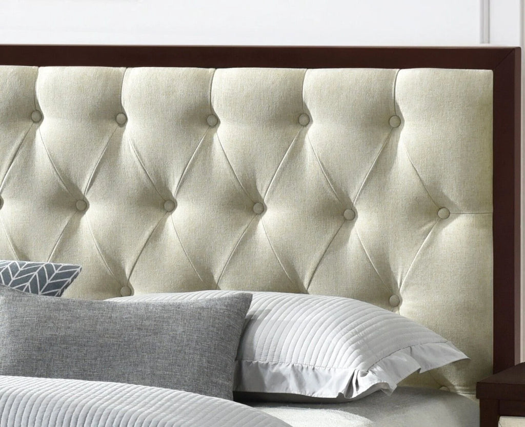 Queen Size Button Tufted Wooden Bed R107419