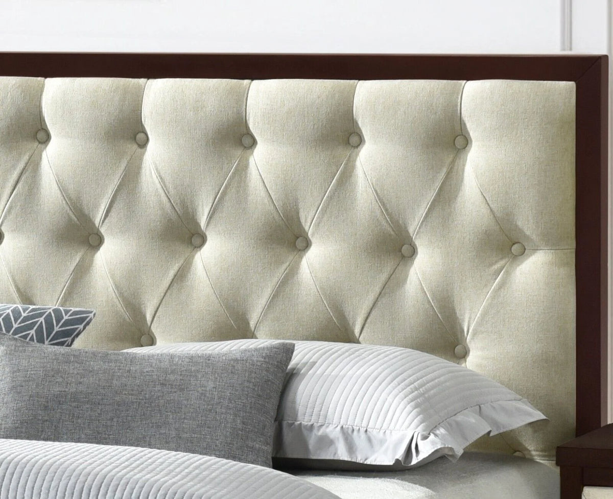 Queen Size Button Tufted Wooden Bed R107419
